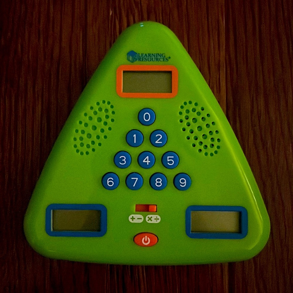 Learning Resources Minute Math Electronic Flash Card, 3 Levels